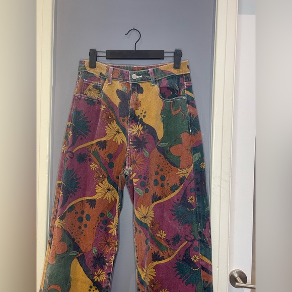 High Waist Floral Wide Leg Jeans - Picture 3 of 7